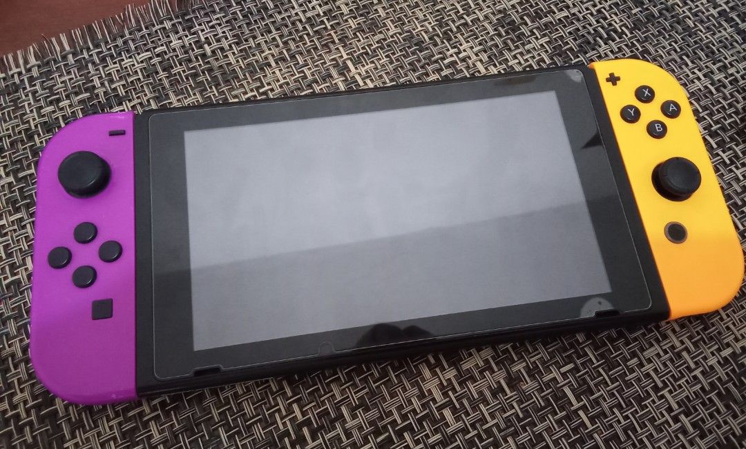 JAILBREAK Nintendo Switch V1 64gb (Category: Nintendo) located in Pamplona. Submitted by rnnecaaa (Listing ID 1470188256, Image 1). Description: JAILBREAK Nintendo Switch V1 64gb Modchipped Unit with tempered glass and case only Location: Naga City Cam Sur/Pamplona Cam Sur MOD: Meet up/LBC/Flash MOP: Gotyme Bank *Buyer will shoulder the shipping fee.