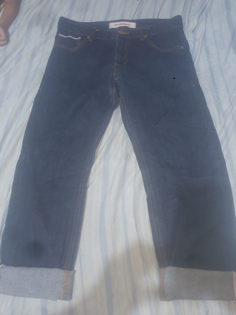 Jambangee Selvedge (Category: Jeans) located in Butuan. Submitted by alovier1992 (Listing ID 1470143035, Image 1). Description: waist: 30 lenght: 34 no issue excellent condition.