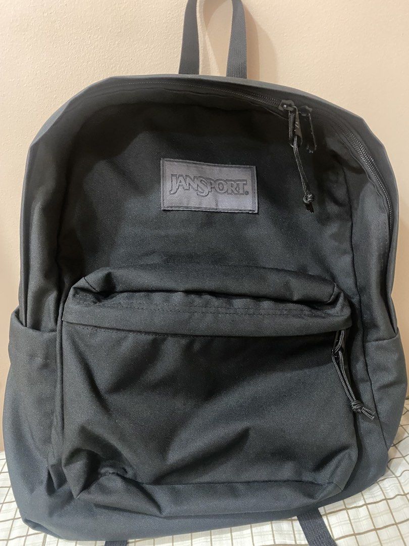 Jansport Superbreak Plus Monochrome Black Backpack 26L (Category: Backpacks) located in Taguig. Submitted by drixdimaculangan (Listing ID 1470255541, Image 1). Description: only used few times, no issue in good condition with original tags 📍Taguig, Manila via ship or meetup.