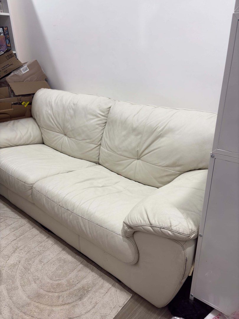 japan surplus sofa (Category: Sofas) located in Manila. Submitted by jewel279 (Listing ID 1470219885, Image 2). Description: Free sofa cover.