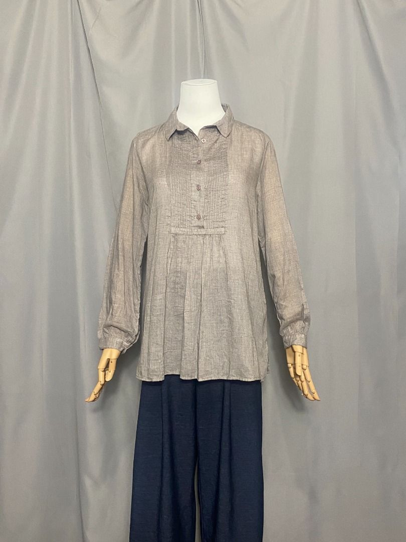 Japanese beige long-sleeve linen button-down blouse (Category: Longsleeves) located in Las Pinas. Submitted by ipickyou (Listing ID 1470256161, Image 2). Description: Unwashed Condition: 10/10 𝗠𝗲𝗮𝘀𝘂𝗿𝗲𝗺𝗲𝗻𝘁𝘀 𝘄𝗵𝗲𝗻 𝗹𝗮𝗶𝗱 𝗳𝗹𝗮𝘁: -Size S -Shoulder to shoulder: 15” -Armpit to armpit: 19 1/2” -Length: 27” .