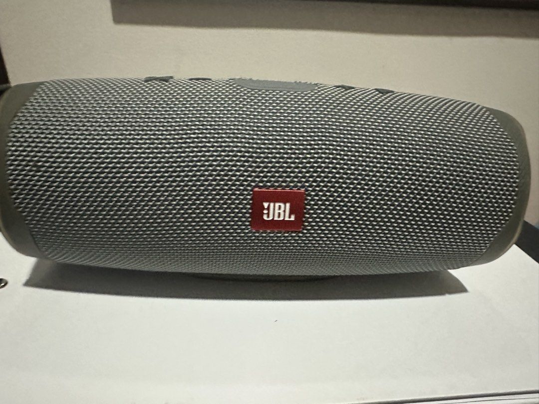 JBL Charge 4 Portable Bluetooth Speaker (Category: Soundbars, Speakers & Amplifiers) located in Quezon City. Submitted by annabananabread12 (Listing ID 1470261133, Image 2). Description: Perfect condition, was only used as a backup speaker. Charger and aux included..