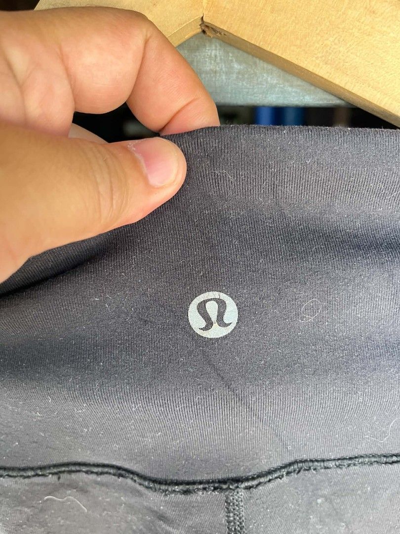 jeggings lululemon (Category: Other Bottoms) located in Rizal. Submitted by saint-nike11 (Listing ID 1470183384, Image 3). Description: lululemon jeggins size 6 on dot 28 to 32 haba 34 550 + sf.