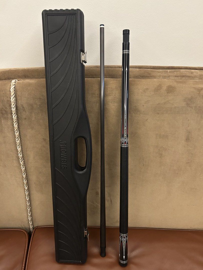 Jflowers 20-30F Billiard Cue (Category: Billiards and Bowling) located in Quezon City. Submitted by olivertomtecson8 (Listing ID 1470256797, Image 1). Description: JFS Cue Complete 12.5 19oz Kamui Soft Tip Kingspoint QC.