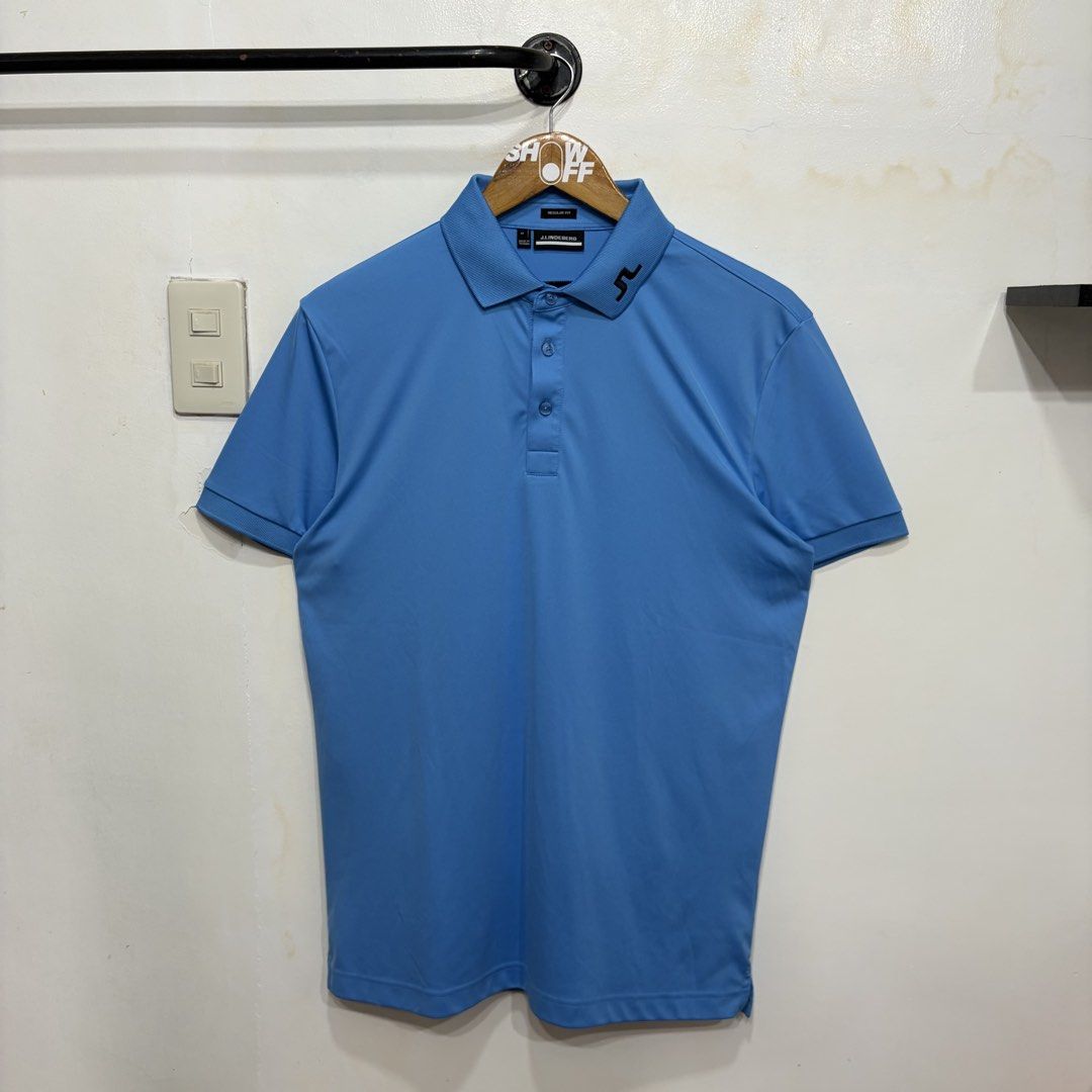 j.lindeberg (Category: Tshirts & Polo Shirts ) located in Santa Rosa. Submitted by gardenofthrifts (Listing ID 1470142766, Image 3). Description: Shirt ₱2880 Medium Width: 21.5 Length: 28 10/10 Condition Comment “Mine” below to purchase..