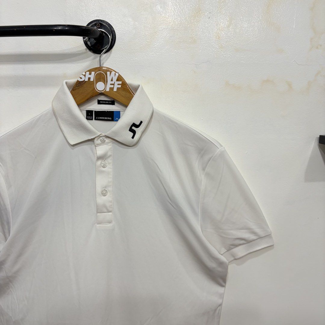 j.lindeberg (Category: Tshirts & Polo Shirts ) located in Santa Rosa. Submitted by gardenofthrifts (Listing ID 1470149693, Image 3). Description: Shirt ₱2880 Small / Medium Width: 20.5 Length: 27.5 10/10 Condition Comment “Mine” below to purchase..