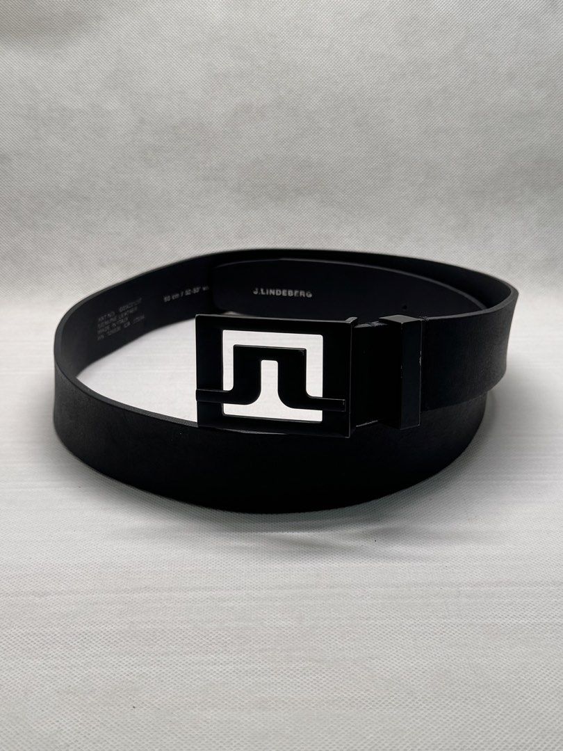 j.lindeberg - Slater Pro Leather Belt (Category: Belts) located in Manila. Submitted by members-only (Listing ID 1470304830, Image 1). Description: J.Lindeberg Slater Detachable Belt Size: 90cm 32-33" waist Made In Italy 9/10 condition Flaw: Minor paint chips in buckle No major issue to report Presentable to worn in Golf events.
