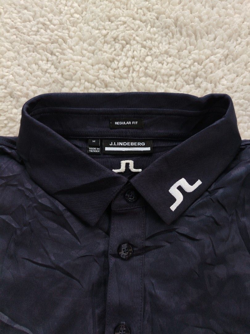 JLINDEBERG POLO SHIRT (Category: Tshirts & Polo Shirts ) located in Don Carlos. Submitted by thriftnidodong_23 (Listing ID 1470254435, Image 2). Description: SIZE MEDIUM AS NEW CONDITION COLOR RATE 10 NO ISSUE 20X29.