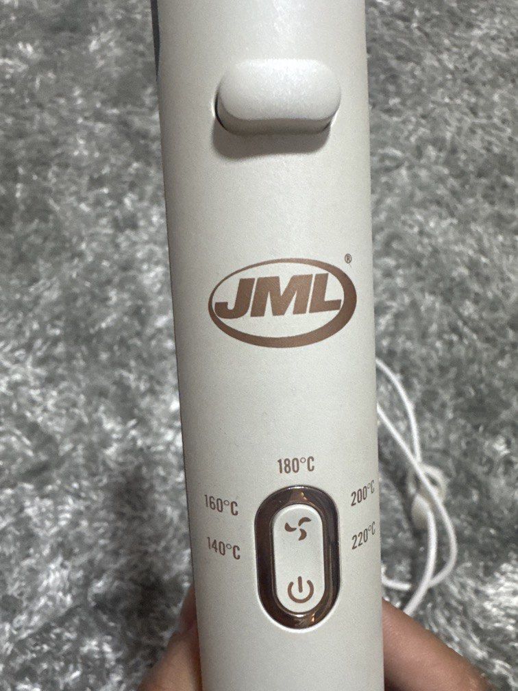 JML HAIR STRAIGHTENER (Category: Hair) located in Manila. Submitted by rluvs09 (Listing ID 1470184186, Image 1). Description: Bought this for 3k+ selling only for 1k Super goods lalo na sa short hair. .