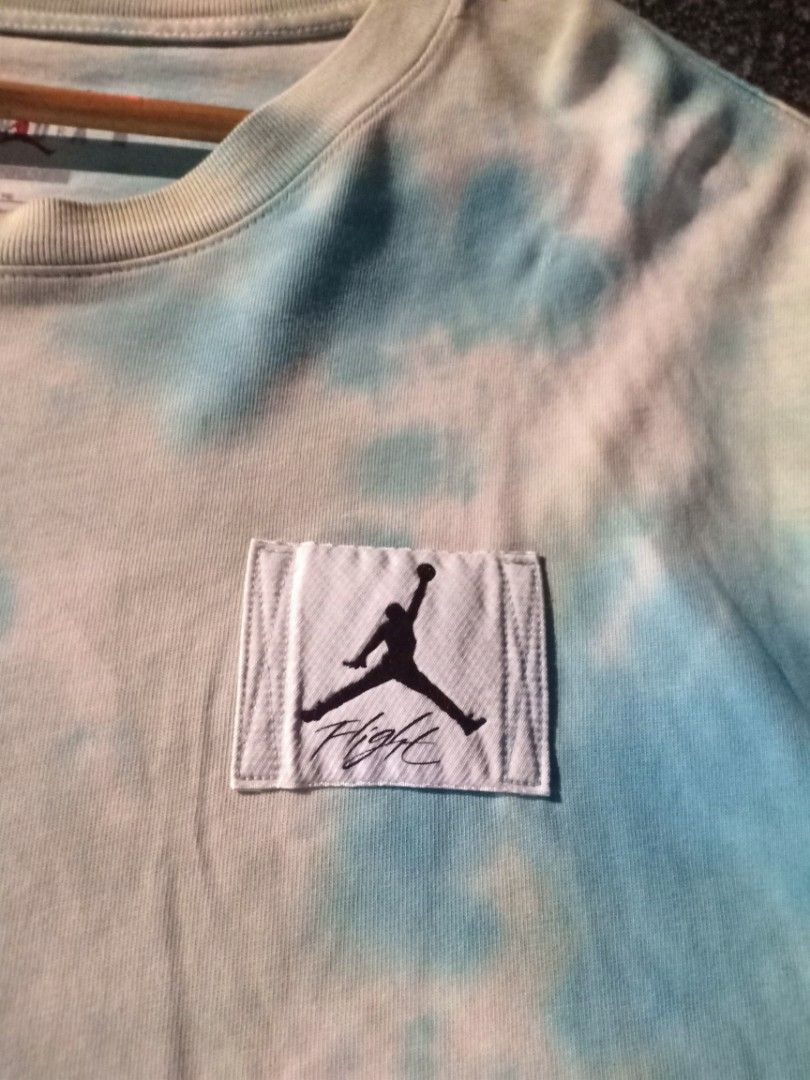 JORDAN (Category: Tshirts & Polo Shirts ) located in Pasig City. Submitted by thrifttofit (Listing ID 1470301474, Image 2). Description: JORDAN Size XL American Size Excellent Condition L-30 w-28 500+ Shipping Fee Pasig city.