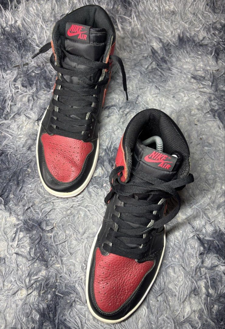 Jordan 1 Banned 2016 (Category: Sneakers) located in Legazpi City. Submitted by thesource052 (Listing ID 1470292687, Image 2). Description: Jordan 1 BANNED 2016 Size 8.5US NO HEEL DRAGS GUARANTEED AUTHENTIC 4K FREESHIP NO ISSUE.