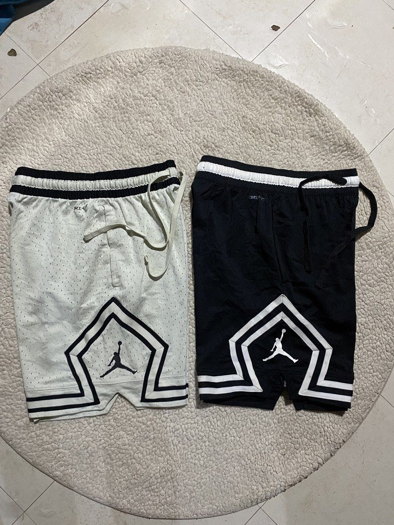Jordan 💎 (Category: Shorts) located in Cebu City. Submitted by sharksmile (Listing ID 1464030359, Image 1). Description: Jordan Diamond 🔸size: small ang dalawa aspack 🔸waistline:26-30 🔸length: 18 🔸💯 Authentic legit 🔸as new condition 🔸2.5k ship via JnT.