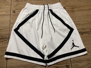 (Category: ) located in . Submitted by southsidethrift22 (Listing ID 1470285497, Image 1). Description: .