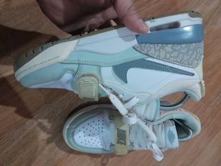 (Category: ) located in . Submitted by ysabellascloset17 (Listing ID 1470346355, Image 1). Description: .