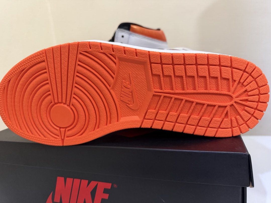 Jordan shoes (Category: Sneakers) located in Manila. Submitted by ghellaii (Listing ID 1470271708, Image 3). Description: .