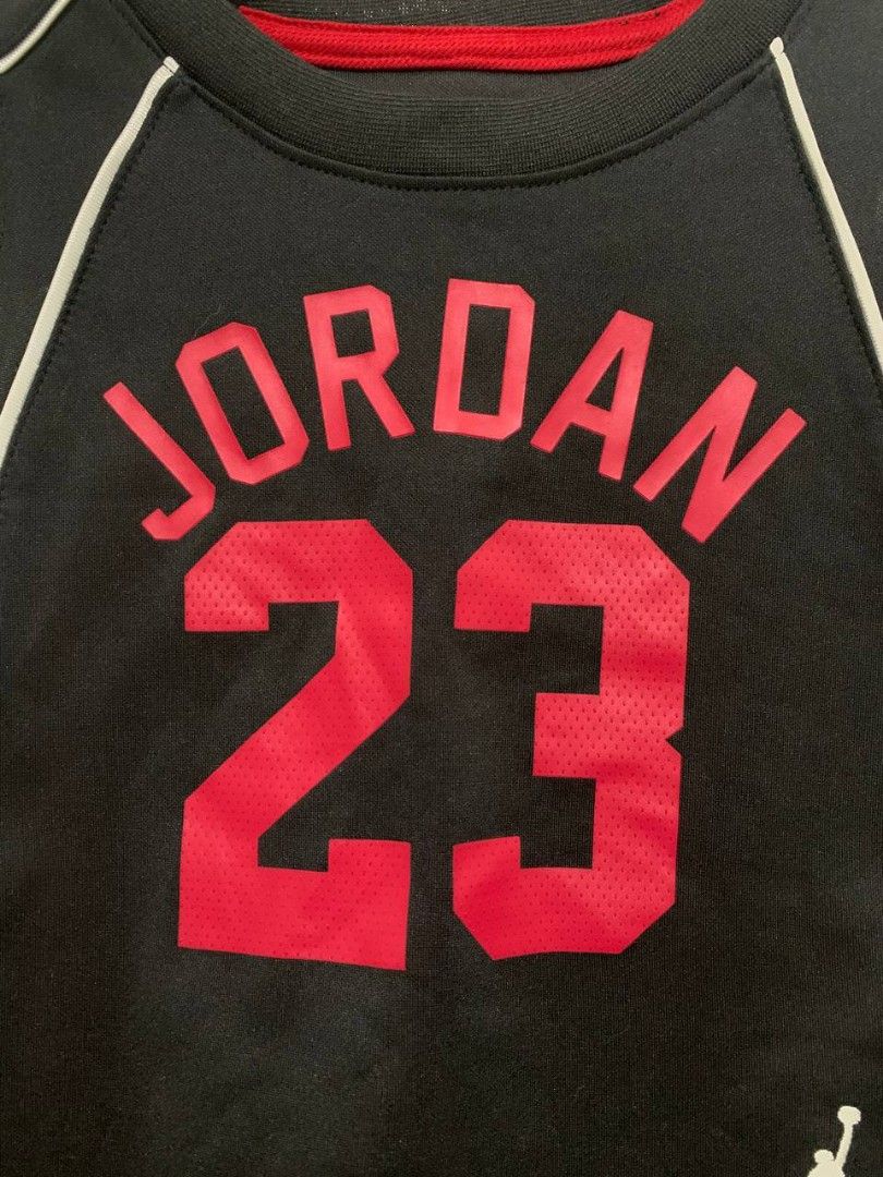 JORDAN Tank Top (Category: Babies & Kids Fashion) located in Minglanilla. Submitted by lhanz_qt (Listing ID 1470261274, Image 3). Description: JORDAN Tank Top 2T 1-2 YRS on tag Issue: Cut washtag and Minimal runs Excellent condition Need wash Color rate and condition: 9.7/10.