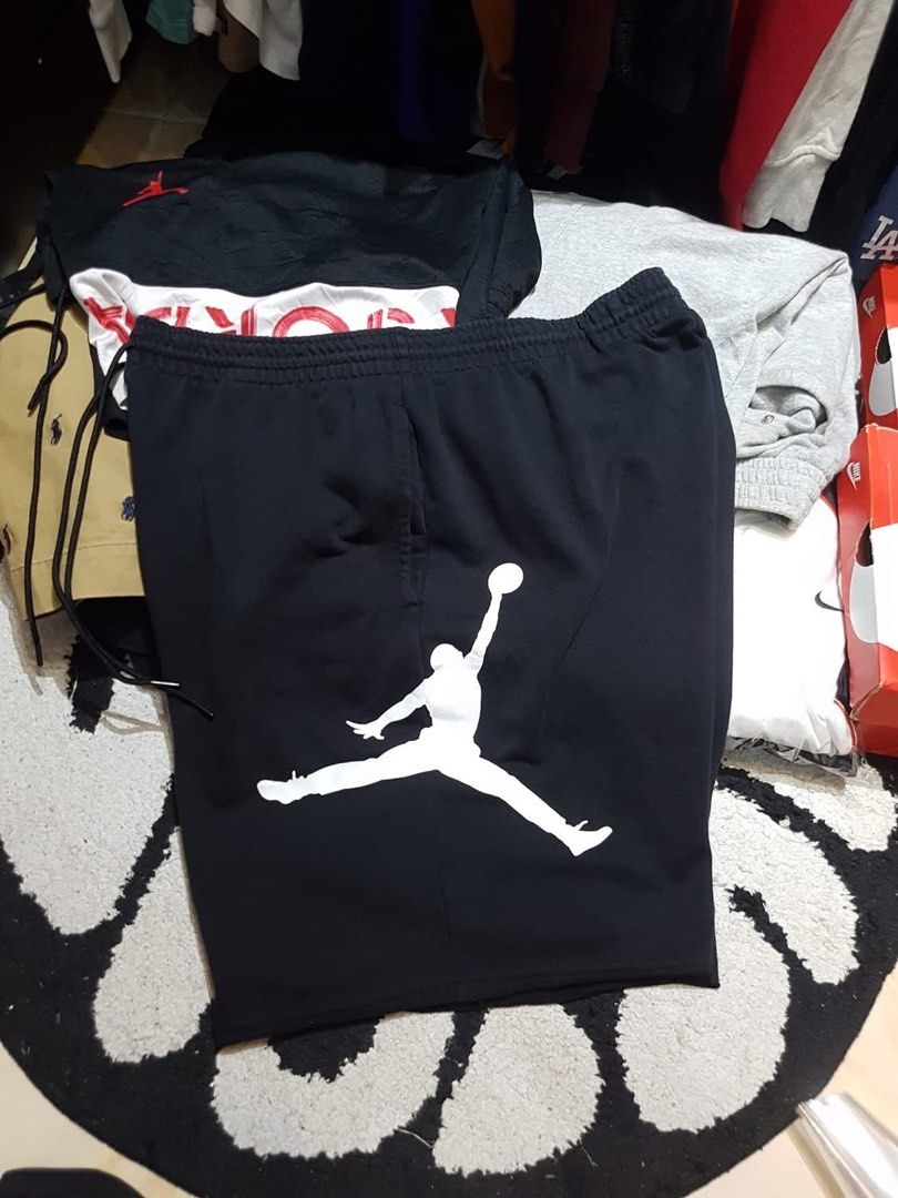 Jordan/Nike/Bating Ape Shorts (Category: Announcements) located in Imus. Submitted by gabrielseth_12 (Listing ID 1470154765, Image 3). Description: Jordan/Nike/Ape Shorts Medium to Xl size Pm sa ibang details 350-750 price range Cavite loc We shipped nationwide .