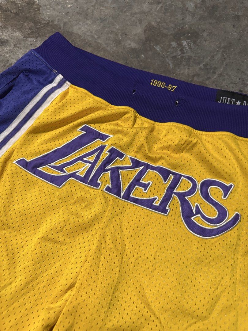 Just don lakers short (Category: Shorts) located in Pasig City. Submitted by dripthrift1600 (Listing ID 1470314311, Image 3). Description: - Just don lakers short - Good condition - Issue: None - Sizes: XL - Dimes: 36x18.