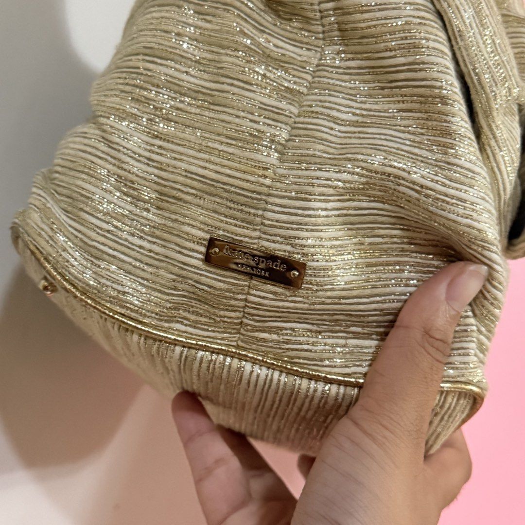 Kate Spade Ribbon Bag (Category: Luxury Bags & Wallets) located in Cavite. Submitted by digi.bratz (Listing ID 1470211929, Image 3). Description: • Great overall condition • Well-maintained • Clean interior • Unique design that stands out • Perfect for everyday use or collection .