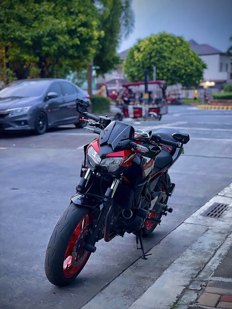 KAWASAKI Z650 (Category: Motorbikes for Sale) located in Santa Rosa. Submitted by selwynzxcs (Listing ID 1470233762, Image 2). Description: FOR SALE KAWASAKI Z650 Red Edition 2k plus legit Odometer Year model 2024 Complete documents Kawasaki booklet 3yrs registered Full exhaust orig SC PROJECT NO ISSUE GOOD RUNNING CONDITON GAS AND GO 320K 320K 320K!! SLIGHTLY NEGOTIABLE Location (santa rosa laguna) 0977-682-3859 Globe.