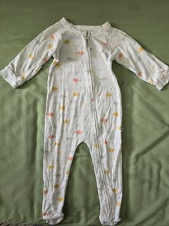 (Category: ) located in . Submitted by hnm_preloved (Listing ID 1470182004, Image 1). Description: .