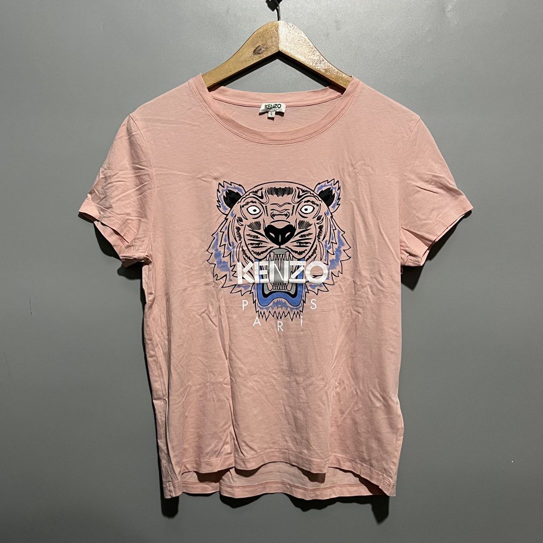 Kenzo paris tiger (Category: Shirts) located in Giporlos. Submitted by deloria_jhayr (Listing ID 1470272839, Image 1). Description: Excellent to asnew No issues W:19 L:24.
