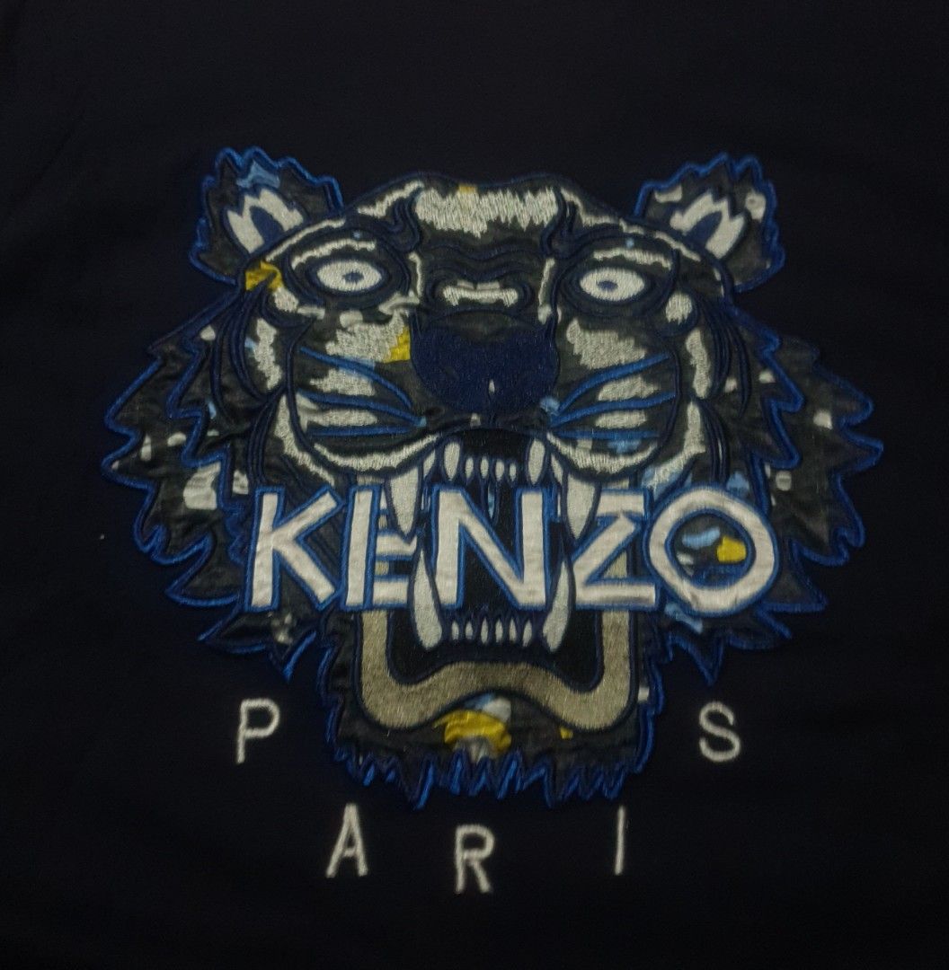 Kenzo tiger embroid (Category: Tshirts & Polo Shirts ) located in San Fernando. Submitted by retro.district. (Listing ID 1470345899, Image 2). Description: - Kenzo tiger embroid - Size: Large (20x28) - Condition: Excellent - No issue - Color Rate: 9.5/10.