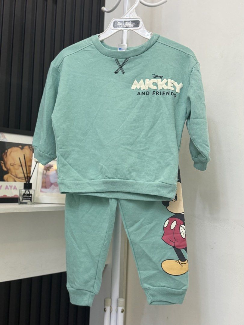 Kids Character Sweatshirt and Pants Set Assorted Designs (Category: Babies & Kids Fashion) located in Imus. Submitted by ayascloset329 (Listing ID 1470169079, Image 3). Description: - Kids Matching Sweatshirt & Sweatpants Sets - Popular Character Designs: Disney Cars, Spider-Man, Mickey Mouse, Winnie the Pooh - Material: Soft fleece-style with ribbed cuffs and hems for extra comfort - Colors Available: Maroon, teal, sage green, cream, and mustard