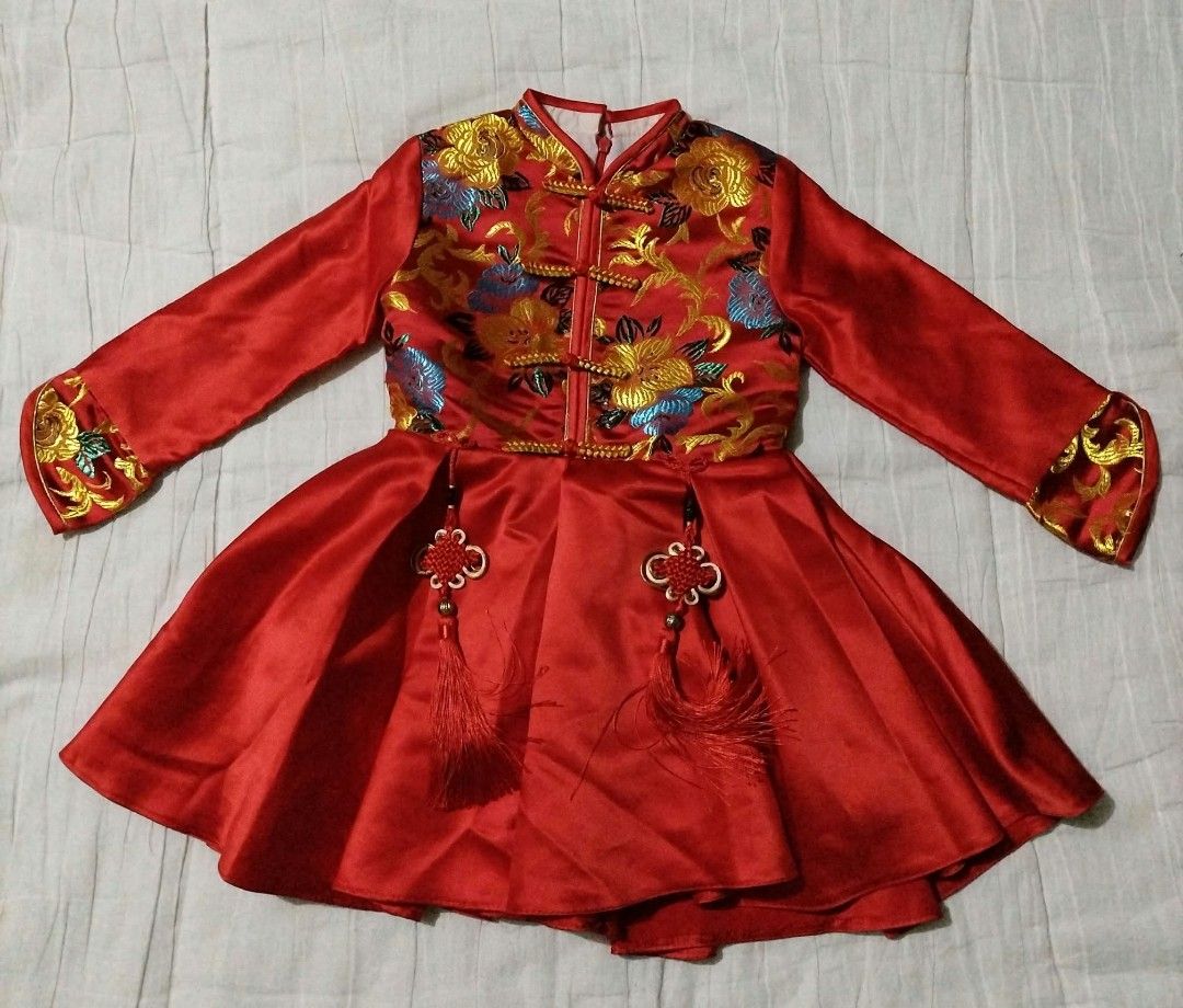 Kids Chinese Costume (Category: Babies & Kids Fashion) located in Caloocan City. Submitted by appleblossoms07 (Listing ID 1470237274, Image 1). Description: Old stock but new.