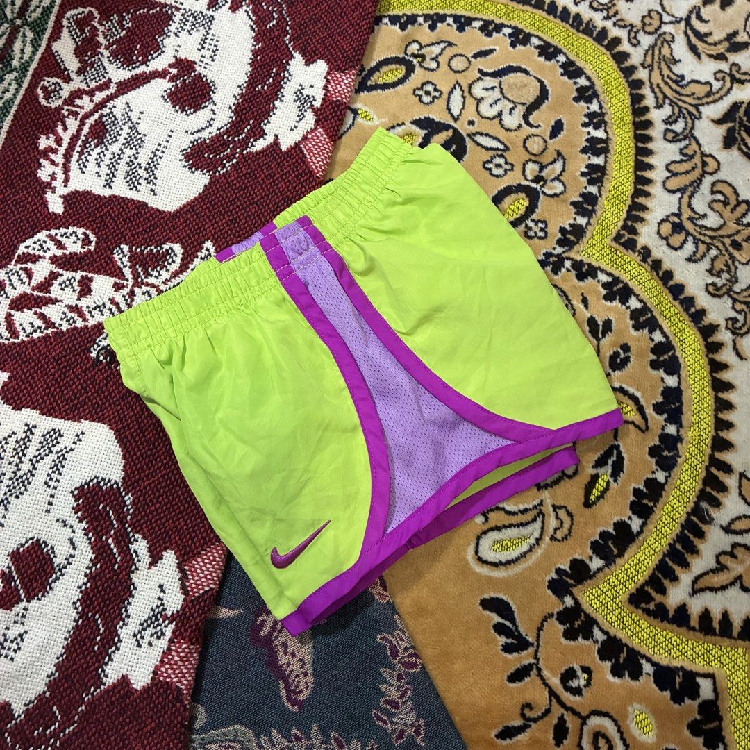 KIDSWEAR: Nike shorts (Category: Babies & Kids Fashion) located in Manila. Submitted by c2ginpapi (Listing ID 1470244082, Image 3). Description: KIDSWEAR: Nike shorts size: 4 dimensions: 8.5” x 7.5” price: ₱250.
