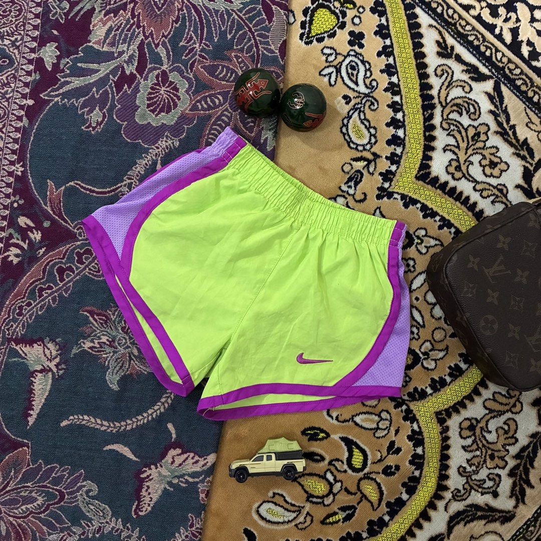 KIDSWEAR: Nike shorts (Category: Babies & Kids Fashion) located in Manila. Submitted by c2ginpapi (Listing ID 1470244082, Image 1). Description: KIDSWEAR: Nike shorts size: 4 dimensions: 8.5” x 7.5” price: ₱250.