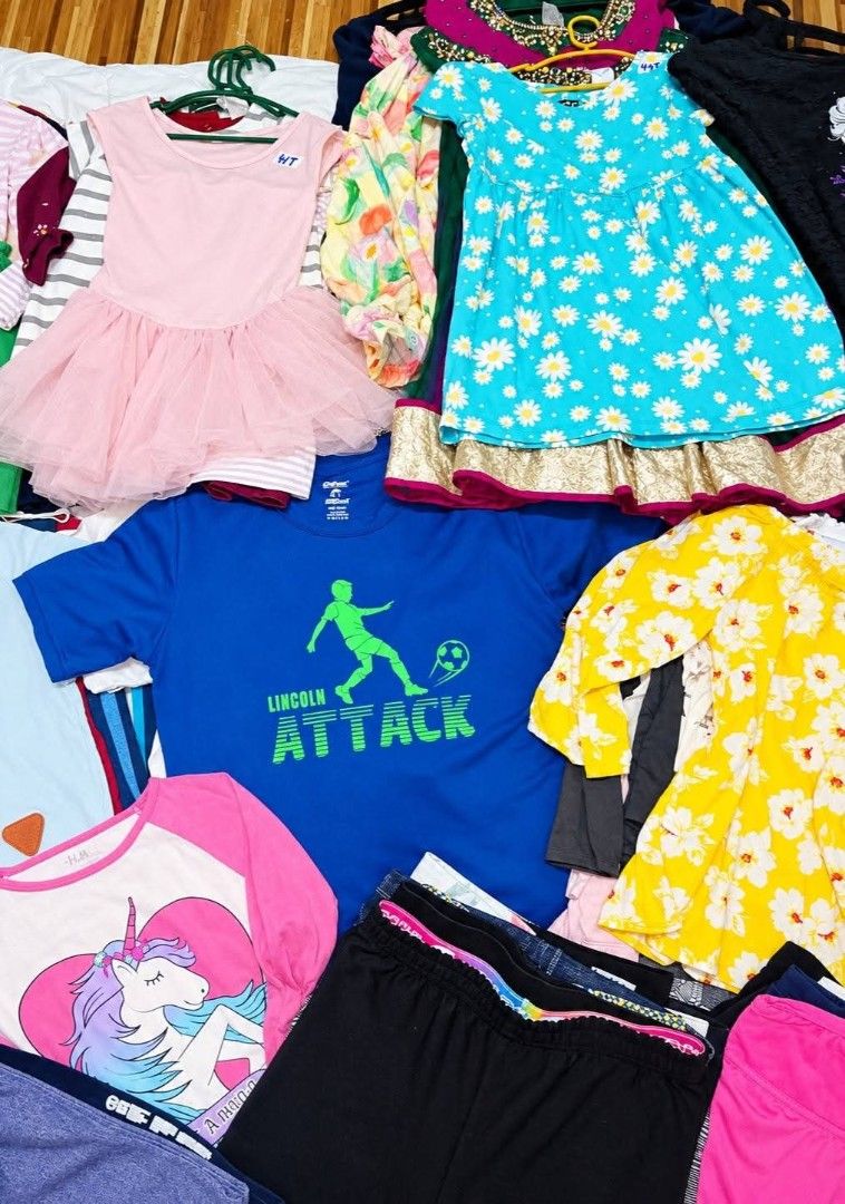 KIDSWEAR TAKE ALL 150 PCS (Category: Babies & Kids Fashion) located in Caloocan City. Submitted by fabshoppe_08 (Listing ID 1470346660, Image 1). Description: 🌼 TAKE ALL KIDSWEAR 150 PCS 🌼 💸 1800 ONLY 💸 💸 1800 ONLY 💸 📍 NORTH CALOOCAN ✅ S H O P E E & T I K T O K C.O ( SF ONLY ) ✅ PICK UP OR LALAMOVE ✅ OPEN FOR V.C 💥💥 MODES OF PAYMENT 💥💥 👇👇👇 📍 GCASH || MARIBANK || BDO ❌❌ PASS SA BARAT ❌❌.