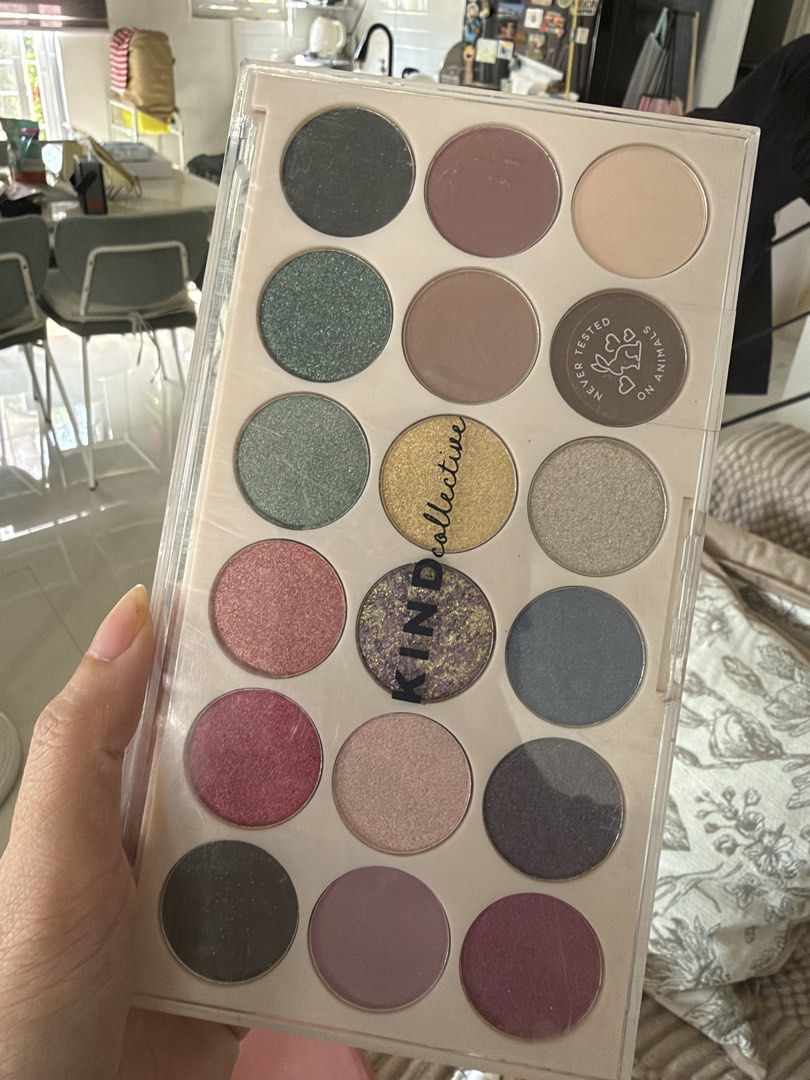 Kind Collective Eyeshadow Palettes (Category: Makeup) located in Bulacan. Submitted by karisma_noverra (Listing ID 1470221205, Image 2). Description: .