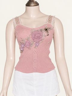 (Category: ) located in . Submitted by milovewardrobe (Listing ID 1470278036, Image 1). Description: .