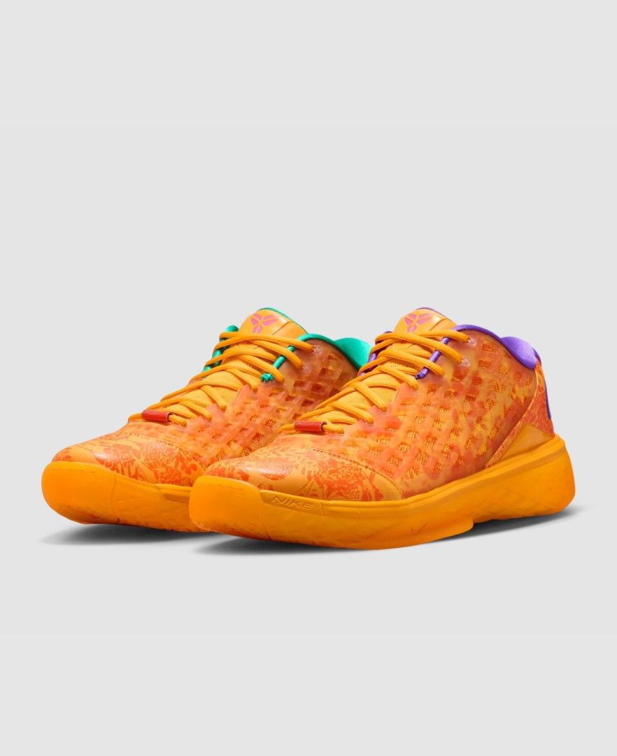 Kobe 3 Low Protro "Mamba Eterno" (Category: Sneakers) located in Makati City. Submitted by jdotxx (Listing ID 1470337078, Image 1). Description: Kobe 3 Low Protro Mamba Eterno brand new. in transit size 11 pick up MAKATI/Bulacan 📍 lalamove ✅ shipping Nationwide ✅ message me 📥.