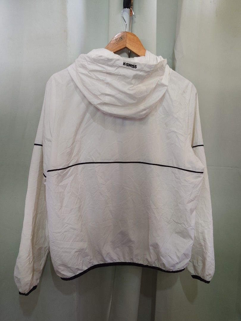 K-Swiss Windbreaker Jacket 🔥 (Category: Coats, Jackets and Outerwear) located in Tabaco. Submitted by thrifttobecool (Listing ID 1470246080, Image 2). Description: Very Good Condition 💯 9.7/10 Color Rate 💯 22 Width 📌 25 Length 📌 M - L ✅ issue: minimal stain ( need wash ) 📌 250 ✅ + sf 📌 Location Bicol ✅.
