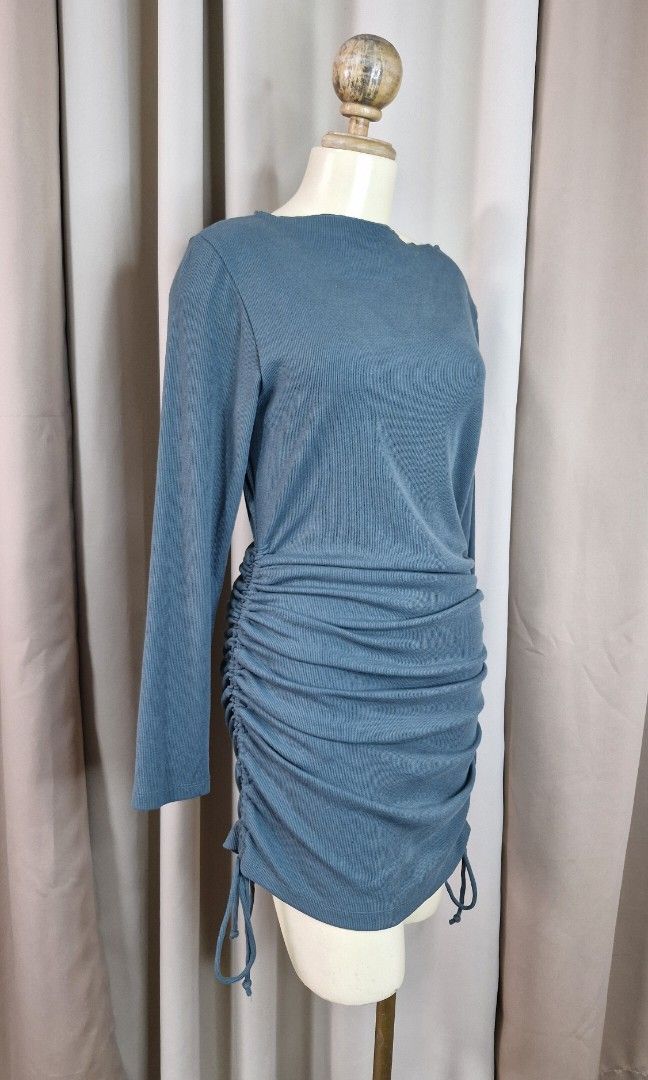 L: Dress (Category: Dresses) located in Calabanga. Submitted by deniseallyson (Listing ID 1470163744, Image 2). Description: .