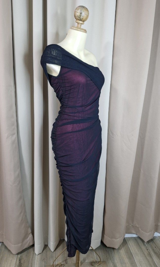 L: Shein (Category: Dresses) located in Calabanga. Submitted by deniseallyson (Listing ID 1470165251, Image 2). Description: .