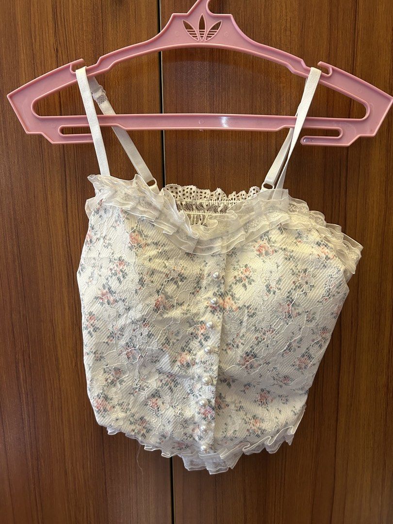 Lace Camisole Top Size S (Category: Blouses) located in Quezon City. Submitted by alanascloset1 (Listing ID 1470234469, Image 2). Description: .