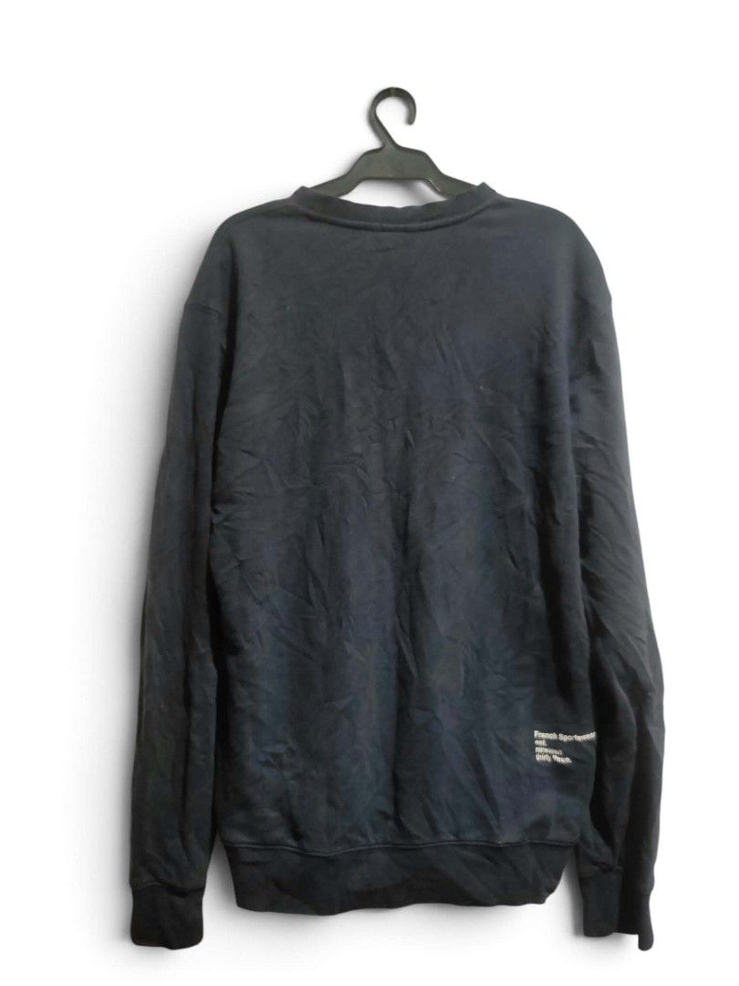 Lacoste big Embroidered logo sweater (Category: Coats, Jackets and Outerwear) located in Vinzons. Submitted by khasanche43622 (Listing ID 1470283240, Image 2). Description: Excellent condition Xl on tag L-28.5 W-22.5.