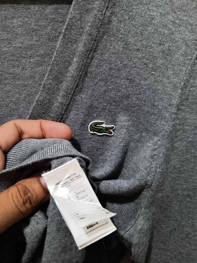 LACOSTE CARDIGAN (Category: Coats, Jackets and Outerwear) located in Dauis. Submitted by udenglegaspi (Listing ID 1470189525, Image 3). Description: .