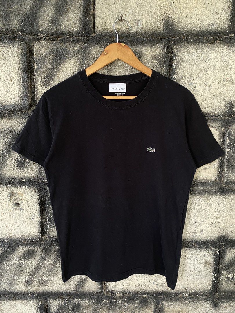 Lacoste Pima Cotton T Shirt (Category: Tshirts & Polo Shirts ) located in Villaverde. Submitted by theluxurythrift.ph (Listing ID 1470197158, Image 1). Description: Wts Lacoste Size Small to Medium W 19 Inch L 26 Inch Excellent Condition Color rate:9/10 899 + Sf.