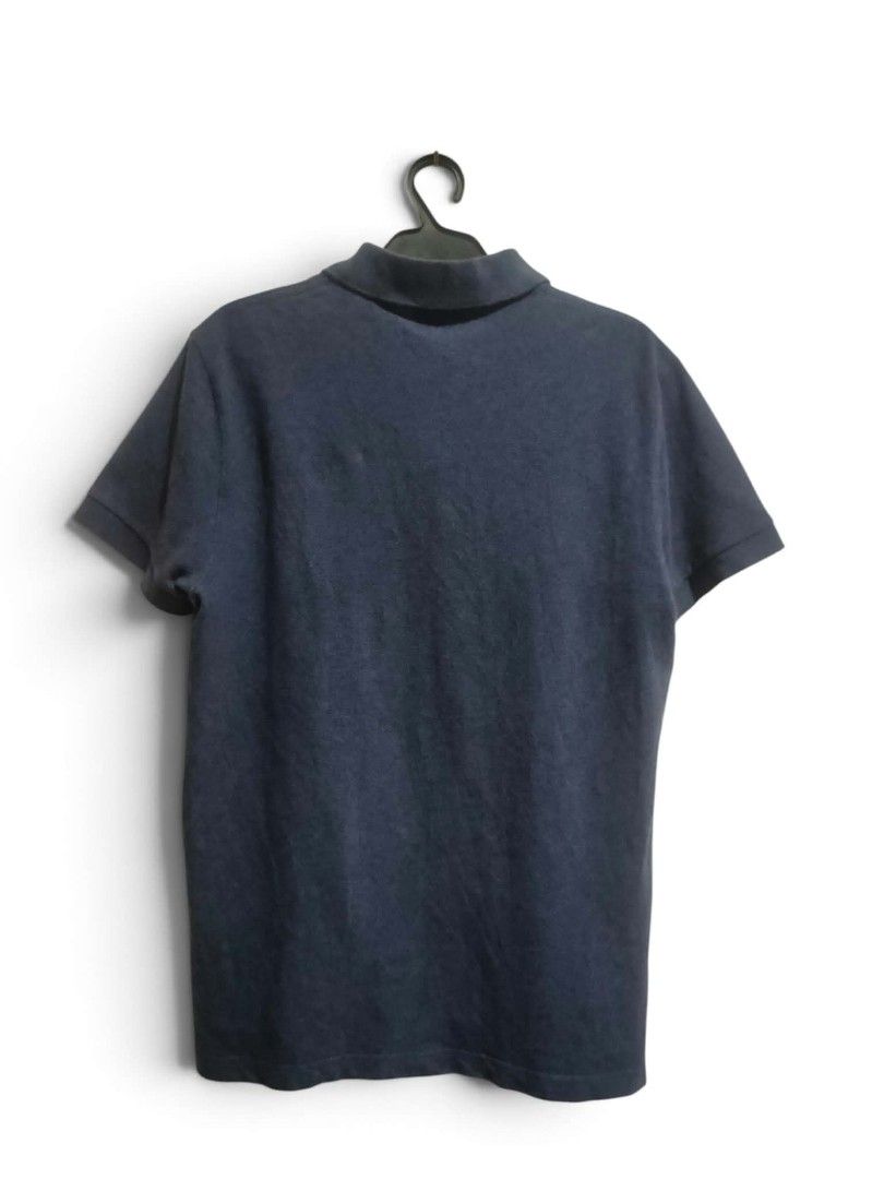 Lacoste polo shirt (Category: Tshirts & Polo Shirts ) located in Vinzons. Submitted by khasanche43622 (Listing ID 1470283774, Image 2). Description: Excellent condition Almost new No issue L-26.5 W-20.