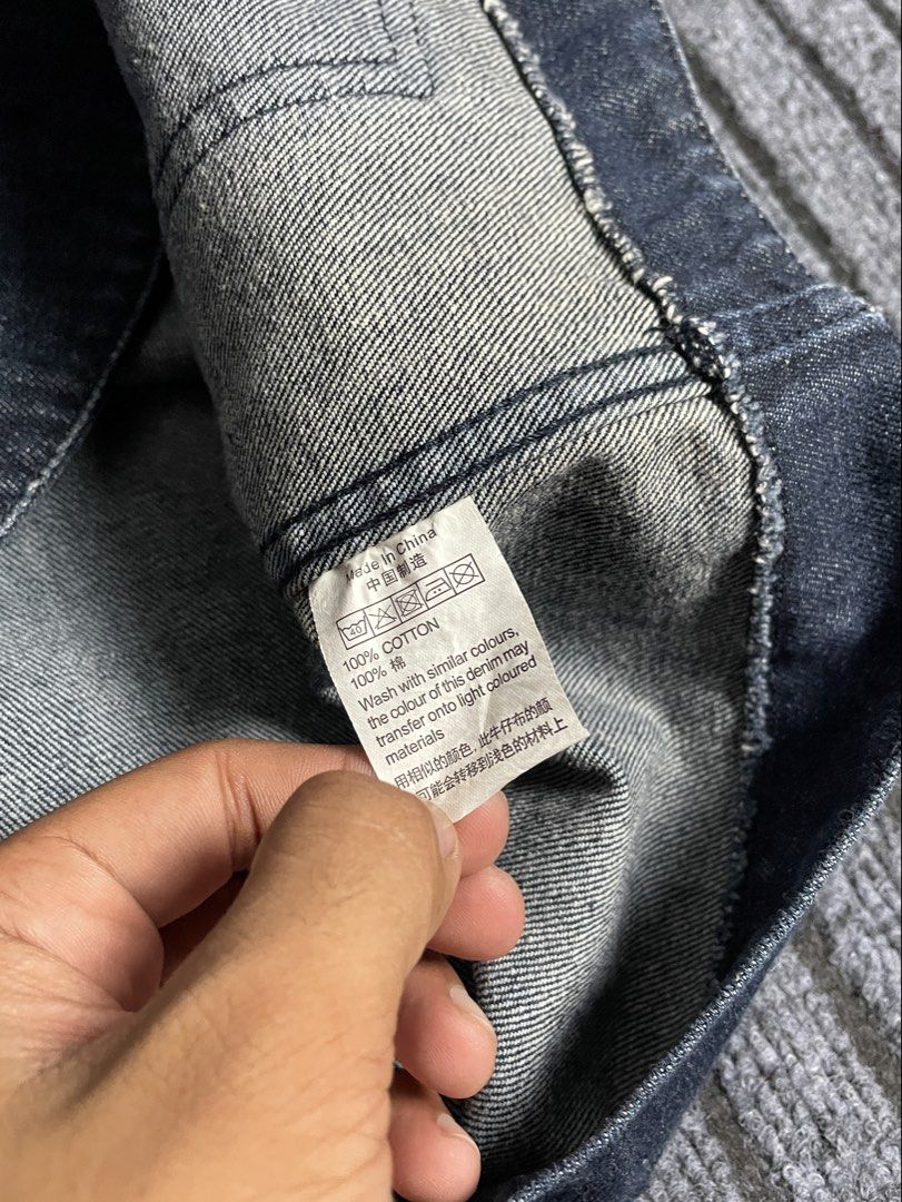 LAHK - Utility Denim Vest (Category: Vests) located in Puerto Princesa. Submitted by palawan.swagdealer (Listing ID 1470206493, Image 3). Description: All details are provided In excellent condition No flaws.