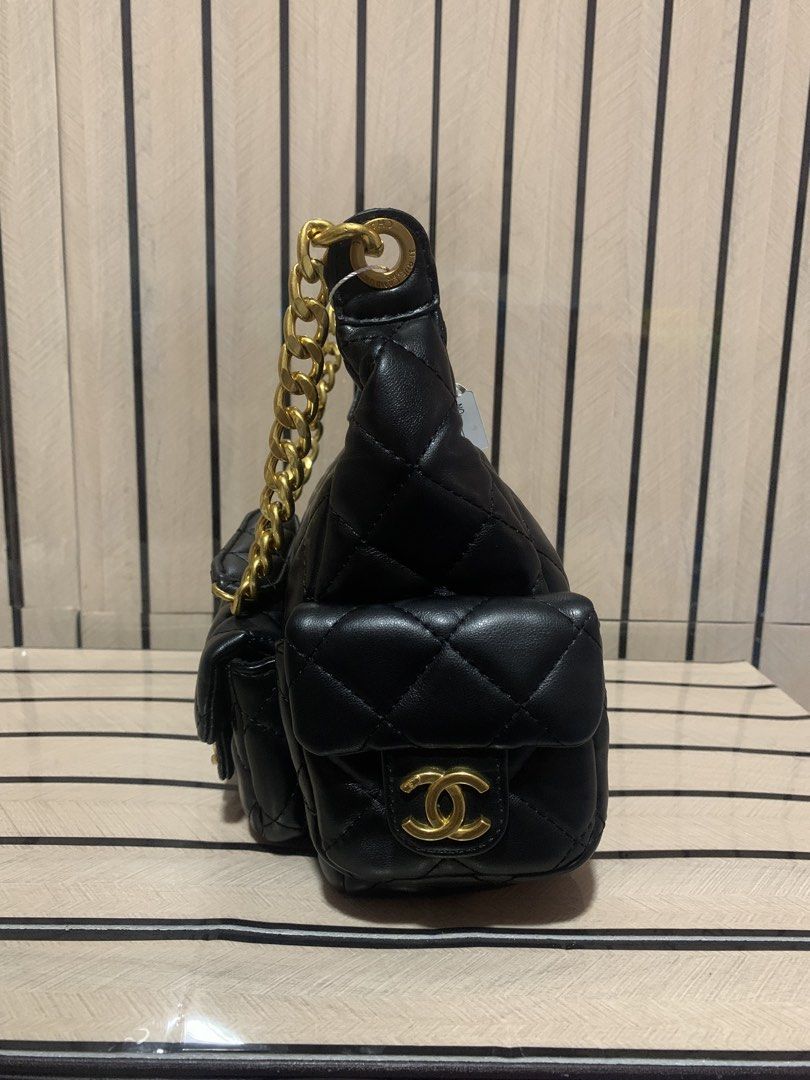 LambSkin Pockets Quilted Bag (Category: Shoulder Bags) located in San Fernando. Submitted by preluxuria_online_shop (Listing ID 1470285242, Image 2). Description: .