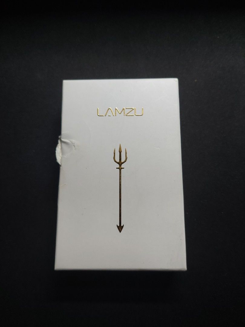 Lamzu Atlantis 4K Dongle (Category: Mouse & Mousepads) located in Quezon City. Submitted by njk1906 (Listing ID 1470150660, Image 2). Description: Bought from datablitz RFS: decluttering 📍Fairview, QC / Intramuros (T, W, S) 🚚 Can ship nationwide (LBC, J&T, Lalamove) 🛵 Shipping shouldered by buyer.