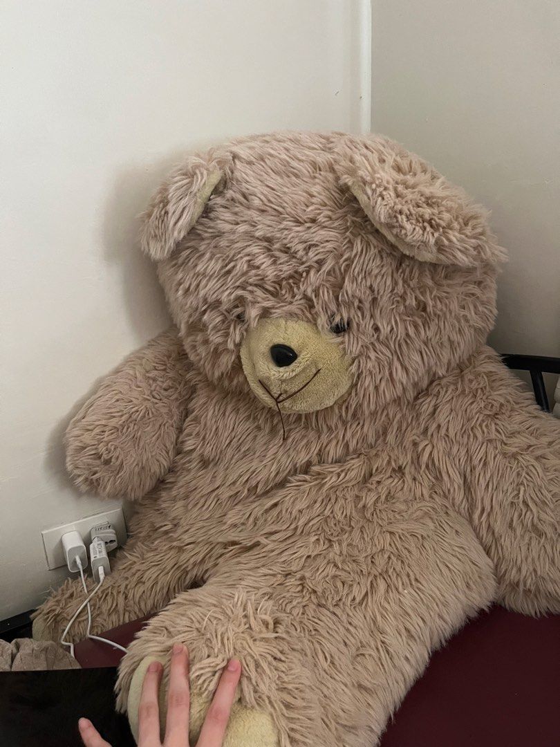 Large Fluffy Beige Teddy Bear Stuffed Toy (Category: Plushies & Soft Toys) located in Manila. Submitted by preloveditems595 (Listing ID 1470222266, Image 1). Description: Preloved.