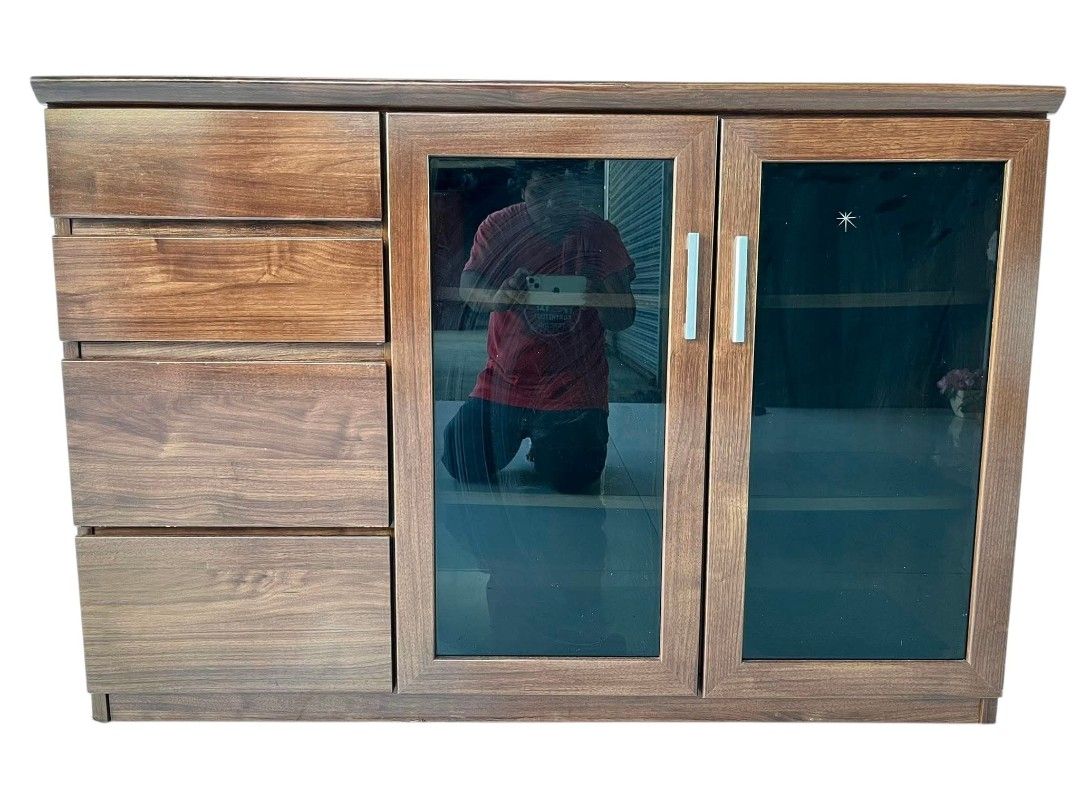 LATERAL DRAWER CABINET (Category: Shelves, Cabinets & Racks) located in Mexico. Submitted by mgracejapansurplus (Listing ID 1470276661, Image 2). Description: NEW ARRIVAL 🔥 JAPAN LUXURY (Surplus) LATERAL DRAWER CABINET - Solid Wood Lateral Drawer Cabinet - Rich polished wood finish, smooth glossy top - 4 spacious drawers on the left + 2 glass-door cabinets on the right - Sleek silver handles, clean modern design - Dimensions: L47" × W15" × H32" 