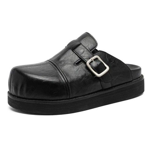 Leather clogs Mules (Category: Activewear) located in Calamba. Submitted by thrifthstlrs (Listing ID 1470217557, Image 2). Description: .