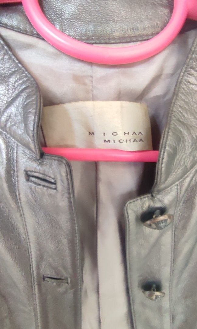 Leather Jacket (Category: Looking For) located in Manila. Submitted by silhouette__earth (Listing ID 1470267622, Image 3). Description: once lang na use.all good condition xs-s size can use both male and female. what you can see is what you get..